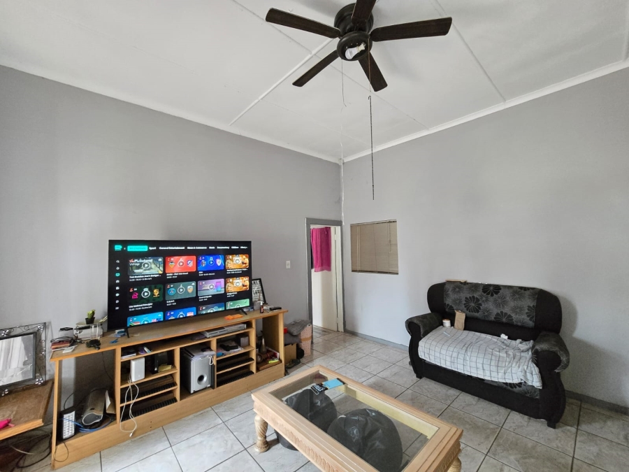7 Bedroom Property for Sale in Cambridge Eastern Cape